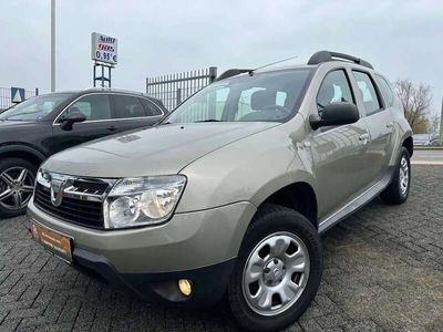 gebraucht Dacia Duster 1.6 Laureate 4x2 AHK Klima 1 Hand Wenig Kilometer