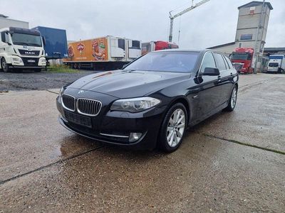 BMW 525