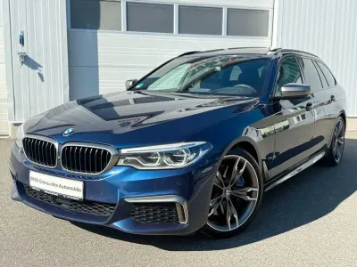 Gebraucht BMW M550 Performance 400 PS (294 kW) 2019 Blau Kombi