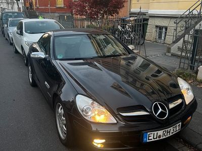 Schwarz Gebraucht 2005 Mercedes SLK200 Cabrio | 5.800 € (Etwas zu teuer)