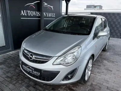 Używany Opel Corsa 87 KM (63 kW) 2012 Srebrny Hatchback