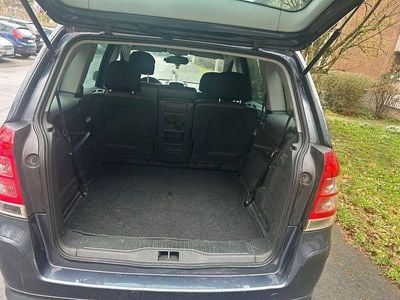 Gebraucht Opel Zafira Family 140 PS (102 kW) 2011 Blau Van / Kleinbus