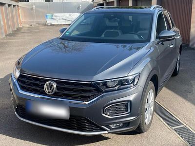 Second-hand VW T-Roc 190 CP (139 kW) 2018 Gri SUV