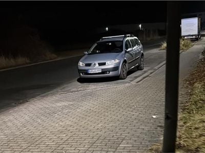 Silber Gebraucht 2005 Renault Mégane GrandTour Kombi | 500 € (Superpreis)