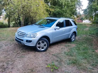 Gebraucht Mercedes ML320 224 PS (164 kW) 2005 SUV