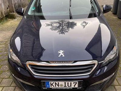 Gebraucht Peugeot 308 Access 92 PS (67 kW) 2013 Blau Limousine