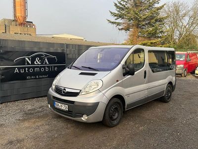 Gebraucht Opel Vivaro 114 PS (83 kW) 2008 Silber Van / Kleinbus