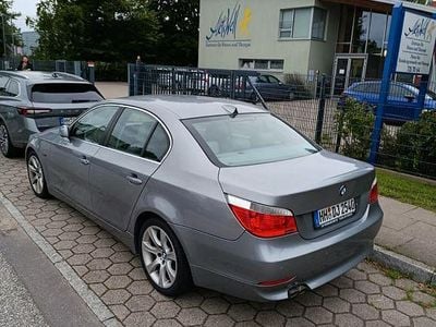 BMW 525