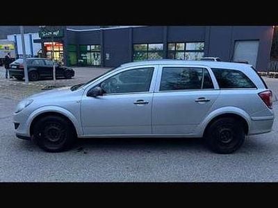 Usata Opel Astra Edition 116 CV (85 kW) 2009 Station wagon
