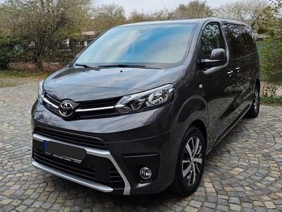 Gebraucht Toyota Proace 177 PS (130 kW) 2022 Braun Van / Kleinbus