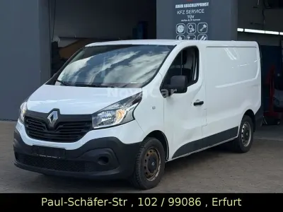 Gebraucht Renault Trafic Komfort 90 PS (66 kW) 2015 Weiß Van / Kleinbus
