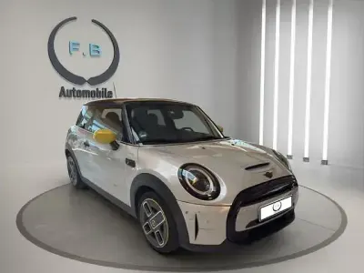 Usata Mini Cooper SE 135 kW (184 CV) 2021 Argento Utilitaria