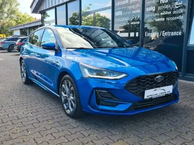 Gebraucht Ford Focus ST-Line X 155 PS (114 kW) 2023 Blau Limousine