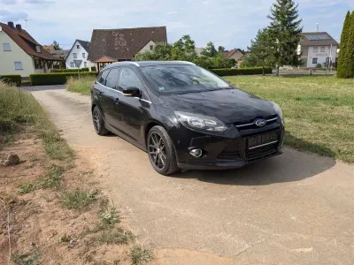 Gebraucht Ford Focus Titanium 163 PS (119 kW) 2011 Schwarz Limousine