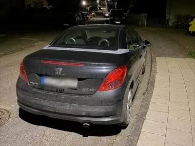 Gebraucht Peugeot 207 120 PS (88 kW) 2006 Schwarz Cabrio