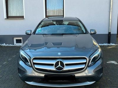 Mercedes GLA200