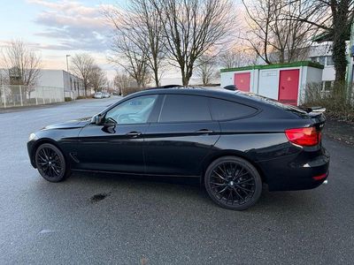 Gebraucht BMW 320 Gran Turismo 184 PS (135 kW) 2013 Schwarz Limousine