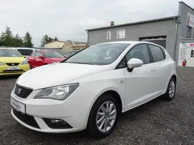 Używany Seat Ibiza Stylance 105 KM (77 kW) 2015 Biały Sedan/Limuzyna