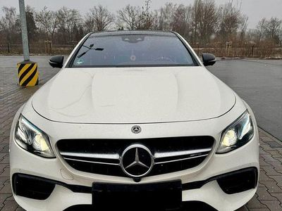 Gebraucht Mercedes E63S AMG AMG 612 PS (450 kW) 2017 Weiß Limousine
