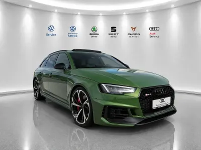 Gebraucht Audi RS4 Sport 450 PS (330 kW) 2019 Grün Kombi
