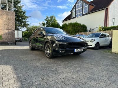 Porsche Cayenne S E-Hybrid