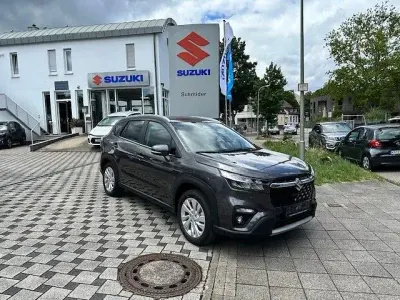 Neu Suzuki SX4 S-Cross Comfort 129 PS (94 kW) 2026 Grau SUV