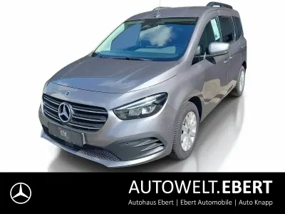 Gebraucht Mercedes T180 116 PS (85 kW) 2024 Grau Van / Kleinbus