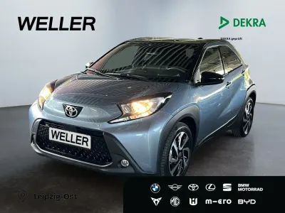 Gebraucht Toyota Aygo X Basis 72 PS (52 kW) 2025 Celestite grey metallic / nigh SUV