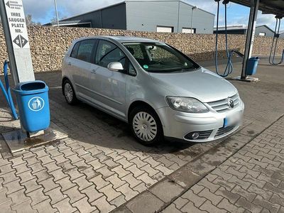 Usata VW Golf V 116 CV (85 kW) 2007 Argento Utilitaria