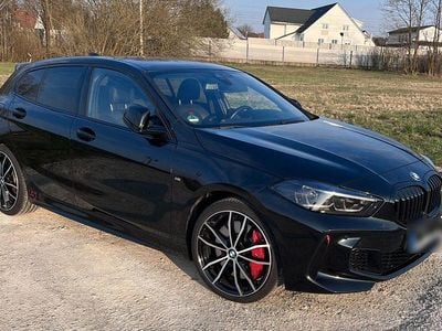 Gebraucht BMW 128 Performance 265 PS (194 kW) 2021 Schwarz Limousine