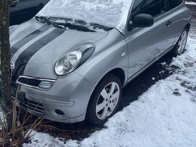 Gebraucht Nissan Micra Acenta 80 PS (58 kW) 2010 Silber Kleinwagen