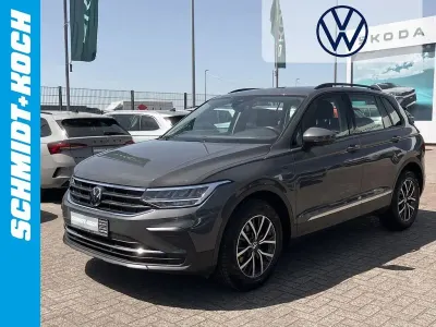 Gebraucht VW Tiguan S 150 PS (110 kW) 2022 Delfingrau (grau) SUV