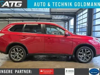 Gebraucht Mitsubishi Outlander 485 PS (356 kW) 2015 Rot SUV