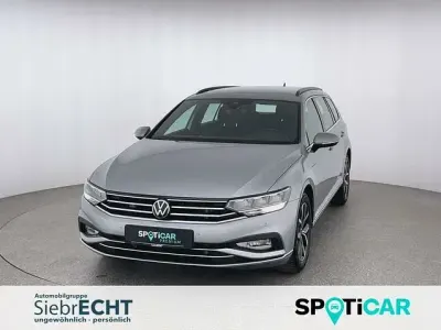 Gebraucht VW Passat Business 200 PS (147 kW) 2022 Silber Kombi