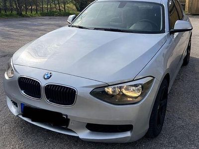Usata BMW 116 Sport Line 116 CV (85 kW) 2014 Grigio Utilitaria