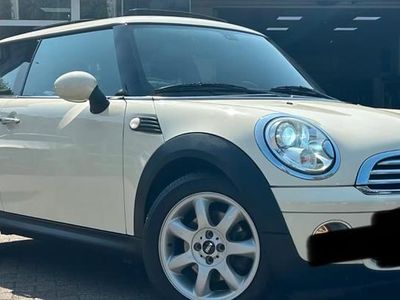 Gebraucht Mini Cooper 55 PS (40 kW) 2010 Weiß Kleinwagen