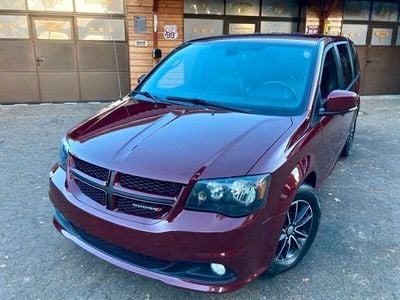 Gebraucht Dodge Grand Caravan 283 PS (208 kW) 2019 Rot metallic Van / Kleinbus