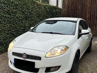 Gebraucht Fiat Bravo 115 PS (84 kW) 2007 Weiß Kleinwagen
