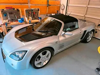 Gebraucht Opel Speedster 147 PS (108 kW) 2001 Silber Cabrio