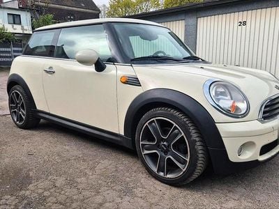 Usata Mini Cooper 75 CV (55 kW) 2010 Beige Utilitaria