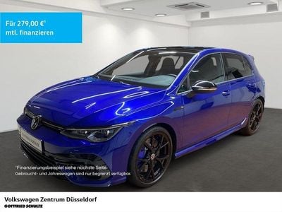 Usata VW Golf VIII R 333 CV (244 kW) 2024 Blu Berlina