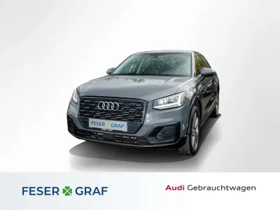 Gebraucht Audi Q2 Design 116 PS (85 kW) 2018 Nanograu metallic SUV