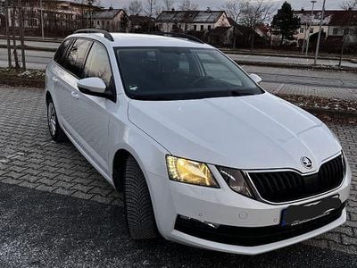 Gebraucht Skoda Octavia Solution 90 PS (66 kW) 2017 Weiß Kombi