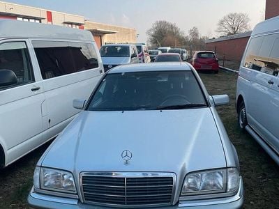 Usata Mercedes C180 122 CV (89 kW) 1998 Argento Berlina