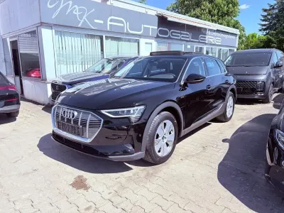 Gebraucht Audi e-tron 230 kW (313 PS) 2021 Brillantschwarz SUV