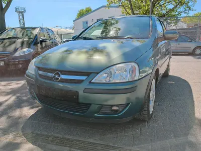 Usata Opel Corsa 75 CV (55 kW) 2003 Verde Utilitaria
