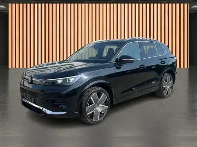 Gebraucht VW Tiguan IQ Drive 204 PS (150 kW) 2025 Schwarz SUV