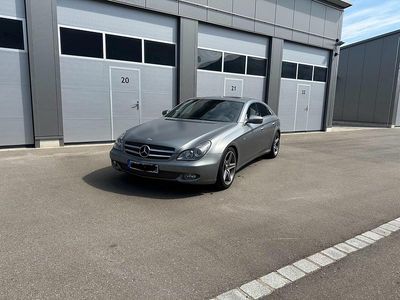 Usata Mercedes CLS500 Edition 387 CV (284 kW) 2010 Grigio Coupé