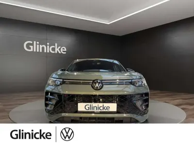 Neu VW Tayron R-line 193 PS (141 kW) 2026 Cipressinogrün metallic SUV