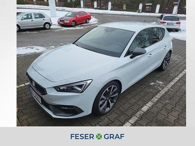 Nevada weiss Gebraucht 2021 Seat Leon FR Limousine | 20.950 € (Fairer Preis)